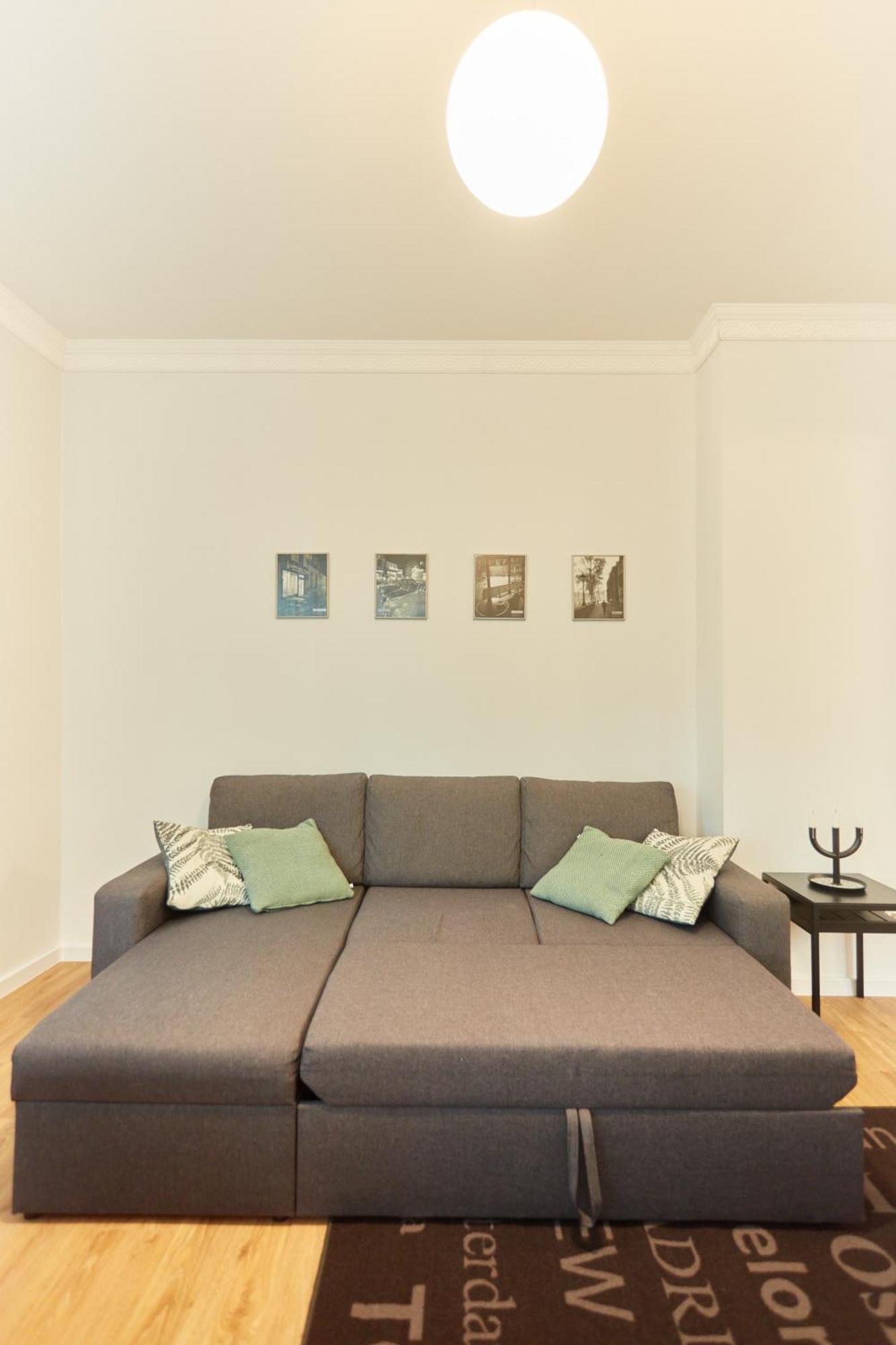 Vitosha Blvd Apt Steps From Ndk * Sofia